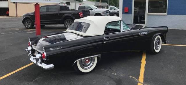 1955 Ford Thunderbird - photo 2