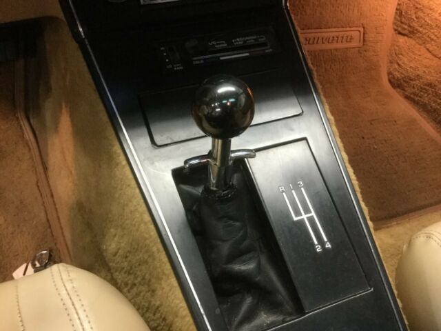 1979 Chevrolet Corvette leather - photo 6