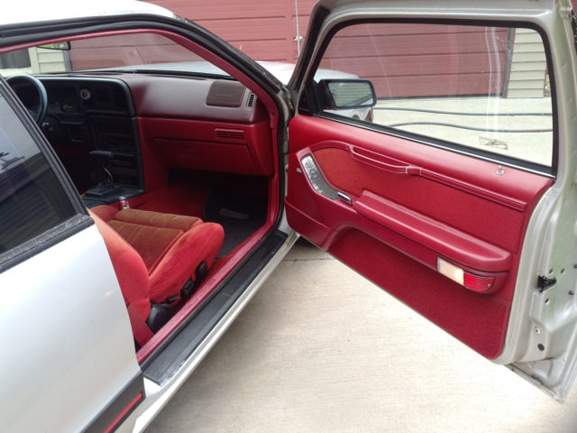 1987 Ford Thunderbird - photo 7