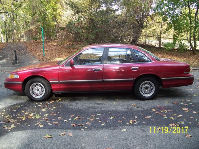 1994 Ford Crown Victoria base - photo 9