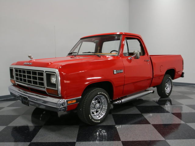 GREAT RUNNING 318CI MOTOR, 4 SPEED MANUAL, SIDE PIPE EXHAUST SOUNDS GREAT, COOL! 1984 Dodge Ram 1500