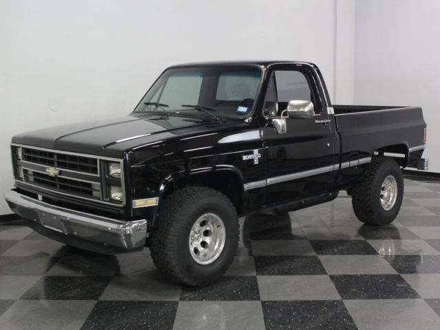 GREAT RUNNING CHEVY SHORT BED! COLD A/C, 4 SPEED AUTO TRANS, GREAT LOOK! 1986 Chevrolet C-10