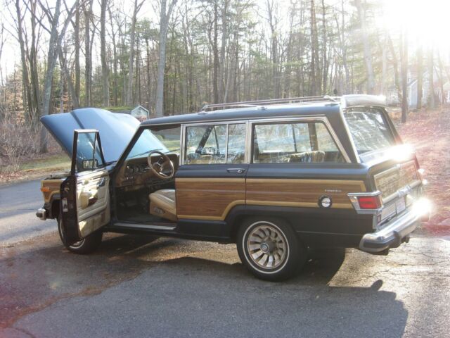 1983 Jeep Wagoneer Limited - photo 7