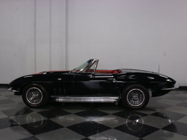 1965 Chevrolet Corvette Convertible - photo 2