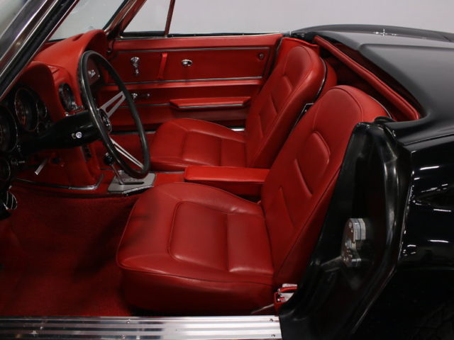 1965 Chevrolet Corvette Convertible - photo 4