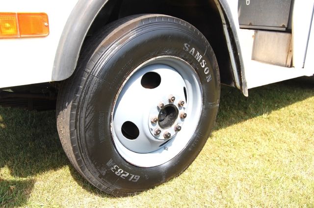 1987 GMC Other P 30 - photo 12