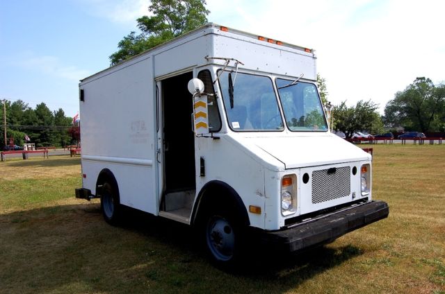 1987 GMC Other P 30 - photo 7