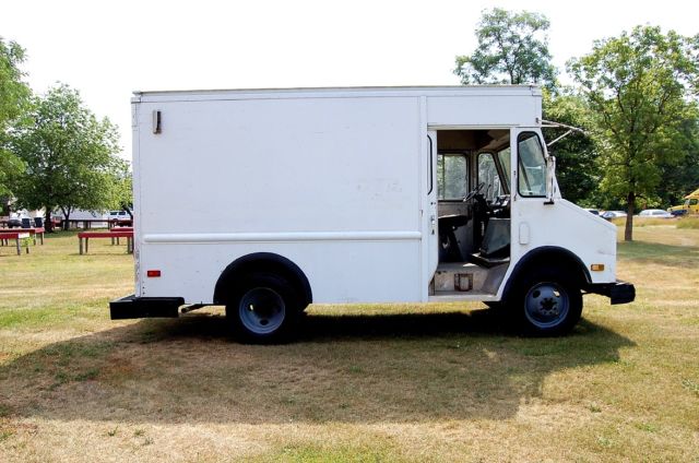 1987 GMC Other P 30 - photo 8