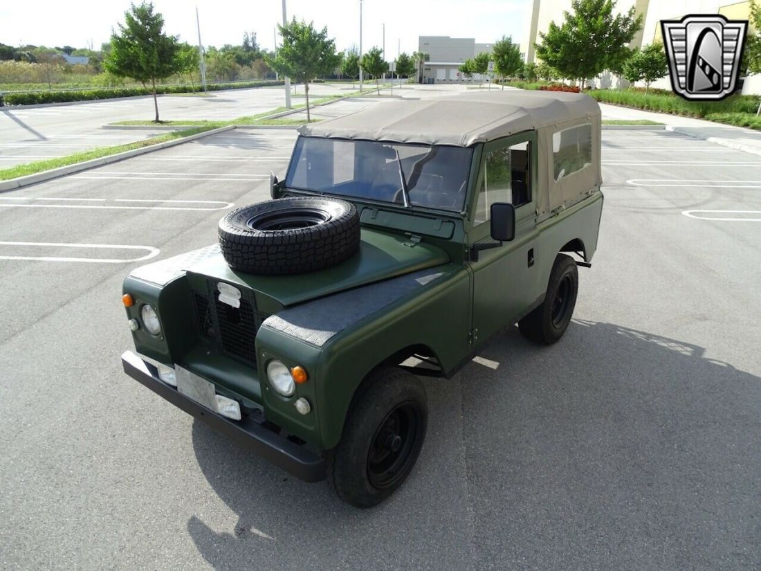 1972 Land Rover Santana - photo 8