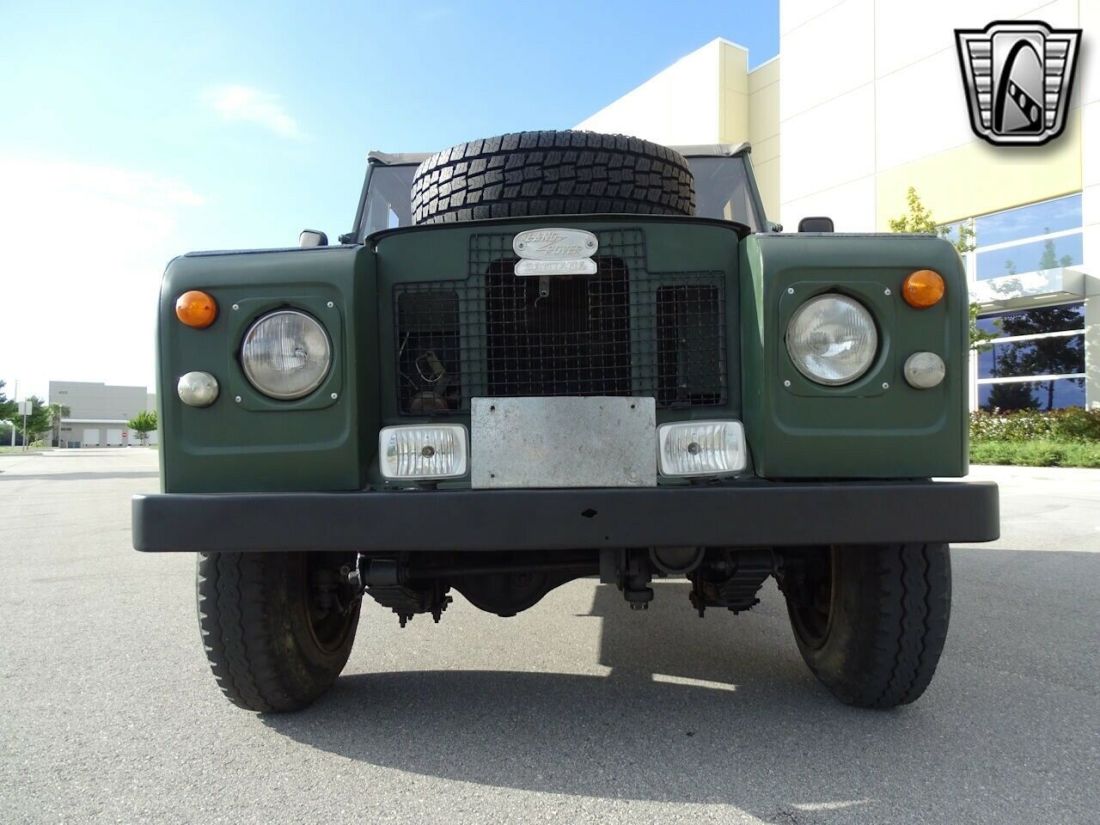 1972 Land Rover Santana - photo 9