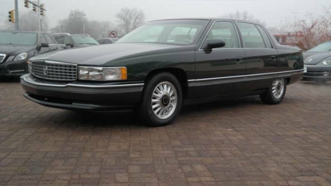 1994 Cadillac DeVille Concours 4dr Sedan - photo 7