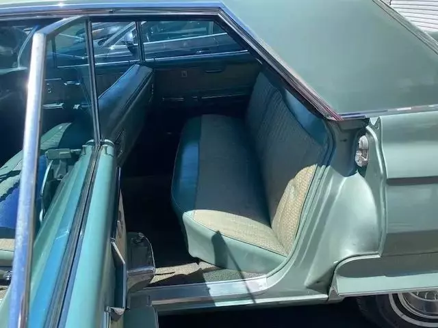 1962 Cadillac Series 62 Town Sedan - photo 8