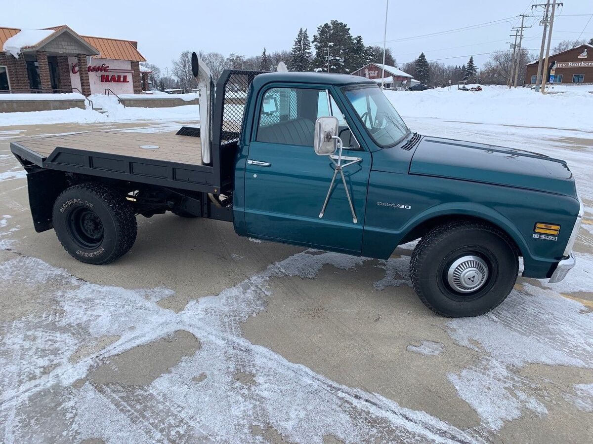 1972 Chevrolet C30 - photo 8
