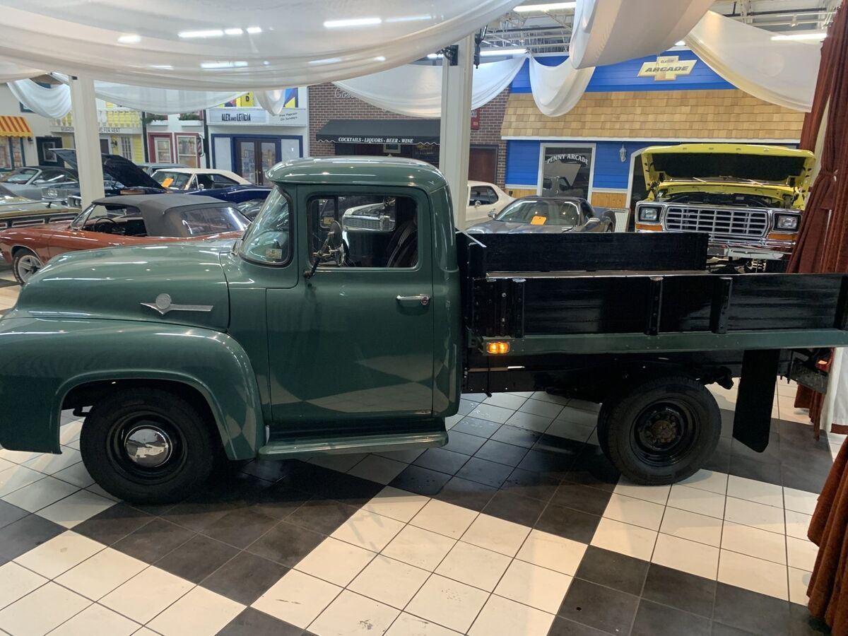 1956 Ford F 100 - photo 2