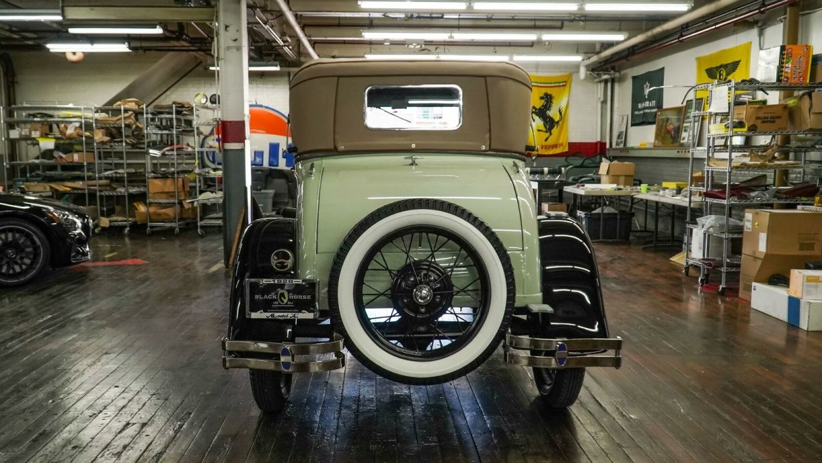 1928 Ford Model A - photo 11