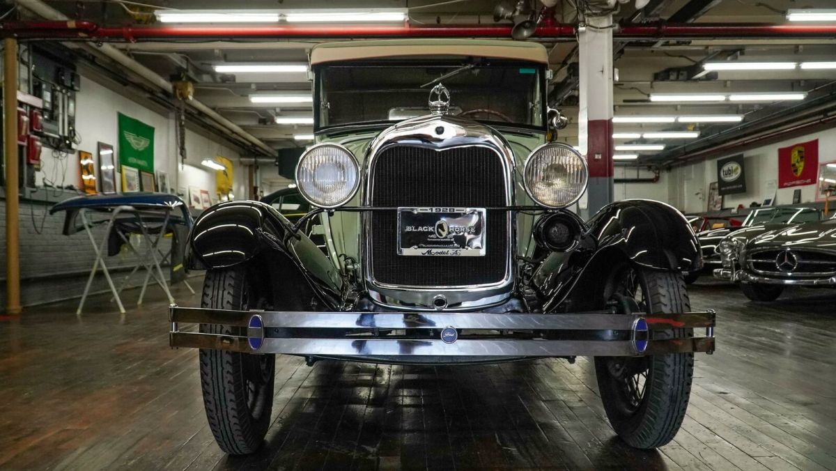 1928 Ford Model A - photo 4