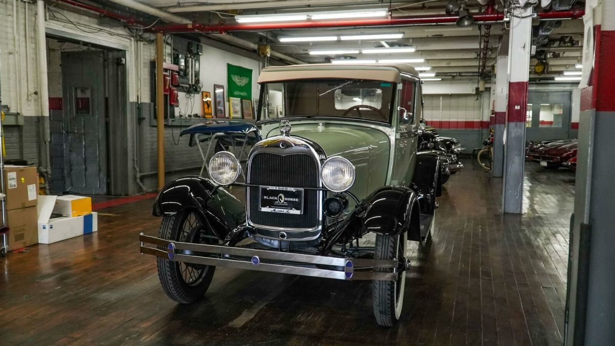 1928 Ford Model A - photo 6