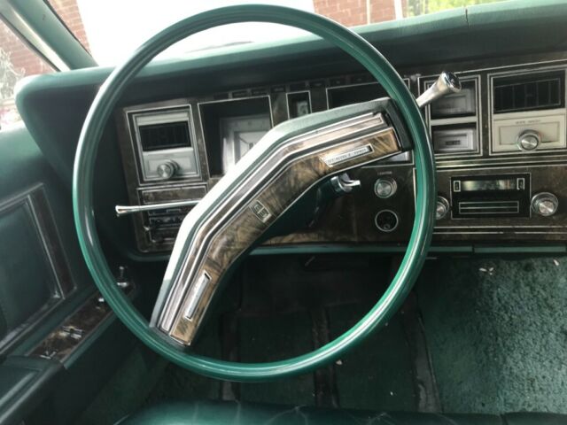 1977 Lincoln Mark Series Mark V, Givenchy - photo 11