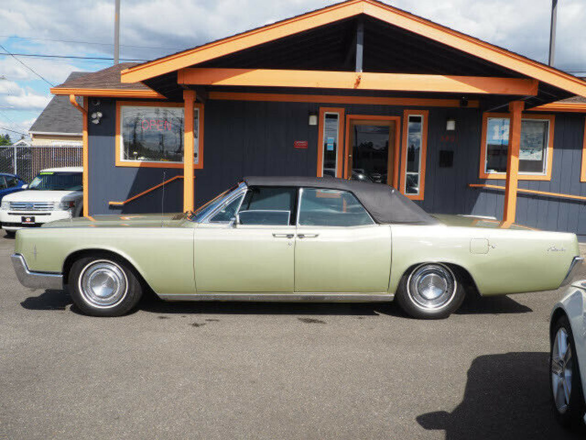 1966 Lincoln Continental - photo 2