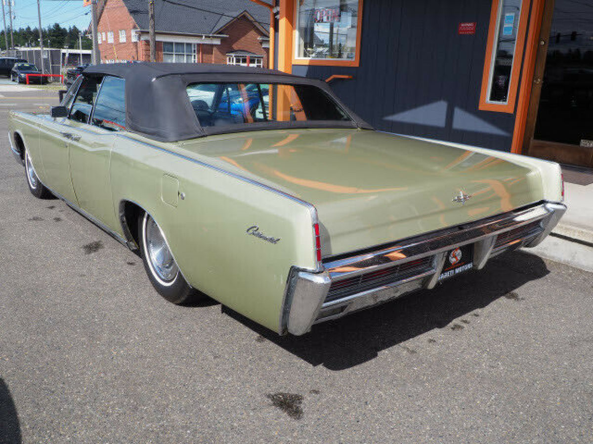 1966 Lincoln Continental - photo 3