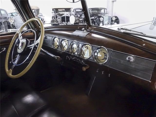1939 Packard Twelve 1708 Convertible Sedan - photo 9