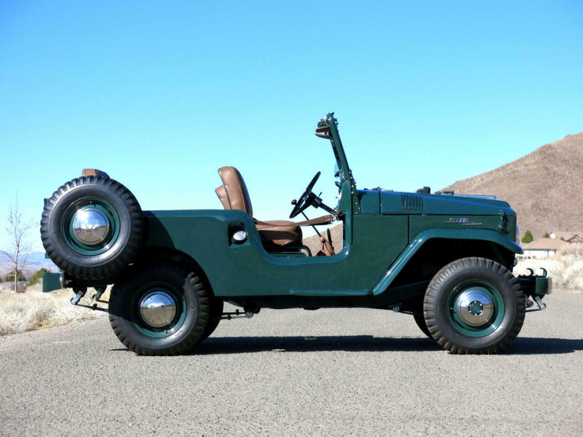 1957 Toyota Land Cruiser FJ25 - photo 2