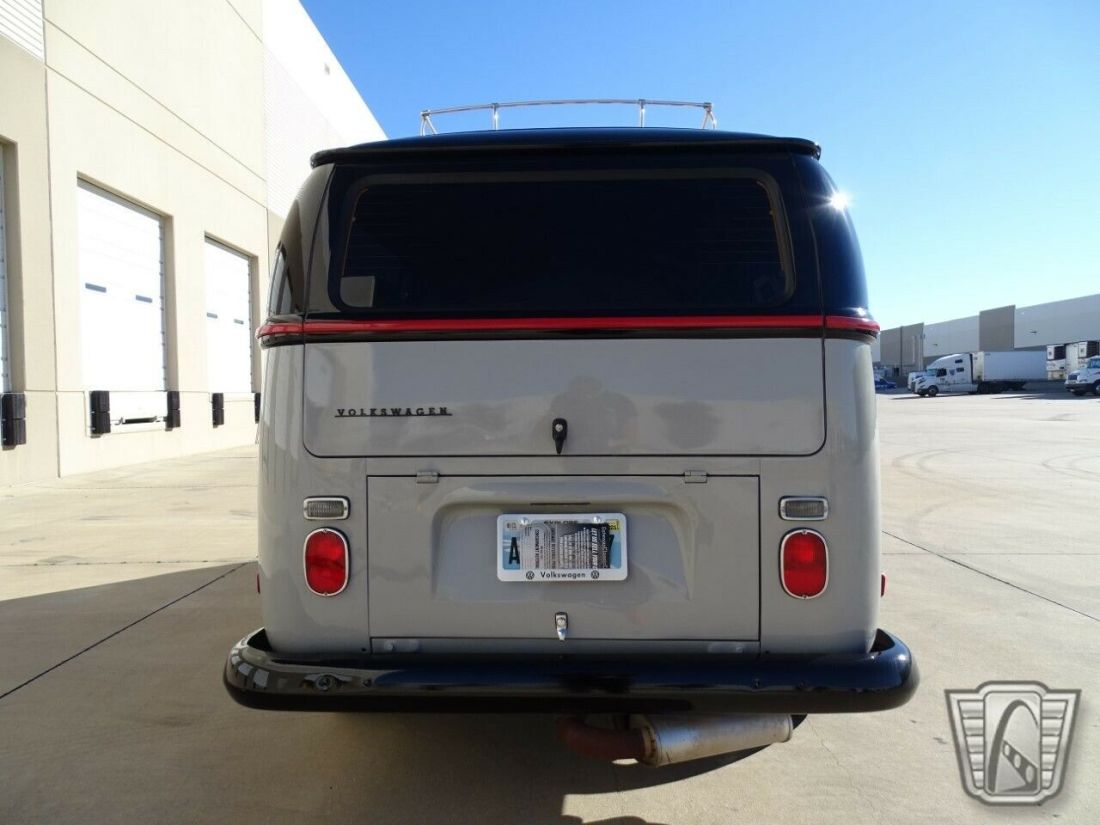 1971 Volkswagen T2 Bus - photo 4
