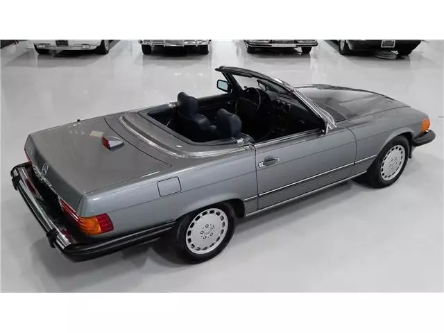 1987 Mercedes-Benz 560 SL Roadster - photo 12