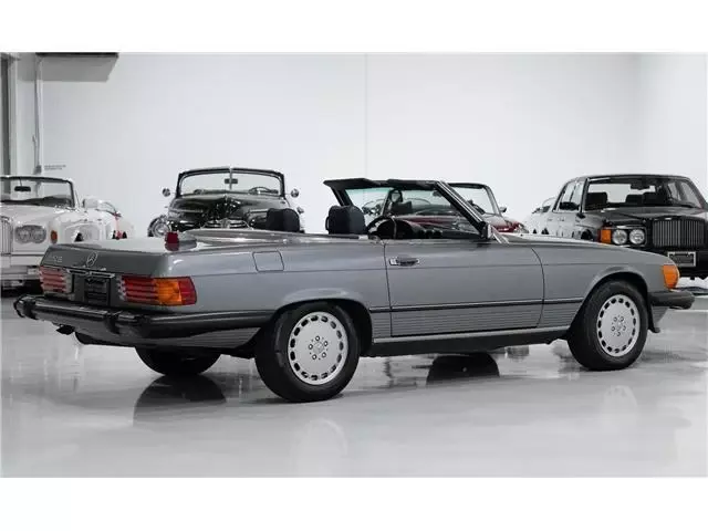 1987 Mercedes-Benz 560 SL Roadster - photo 7