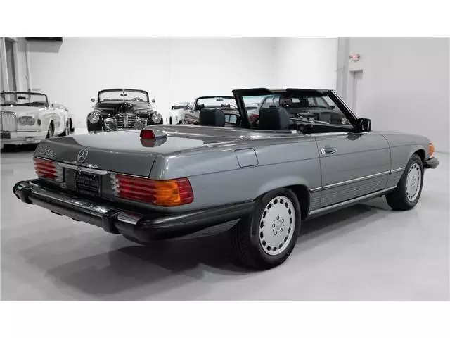 1987 Mercedes-Benz 560 SL Roadster - photo 8