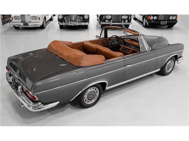 1967 Mercedes-Benz 300 SE Cabriolet - photo 11