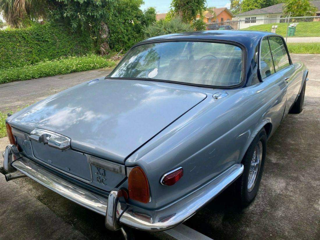 1977 Jaguar XJC - photo 3