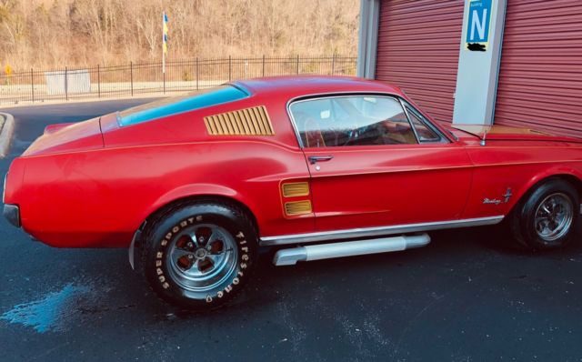 Groovy 1967 Mustang Fastback A-Code (67,65,66,68,1968,1969) 1967 Ford Mustang