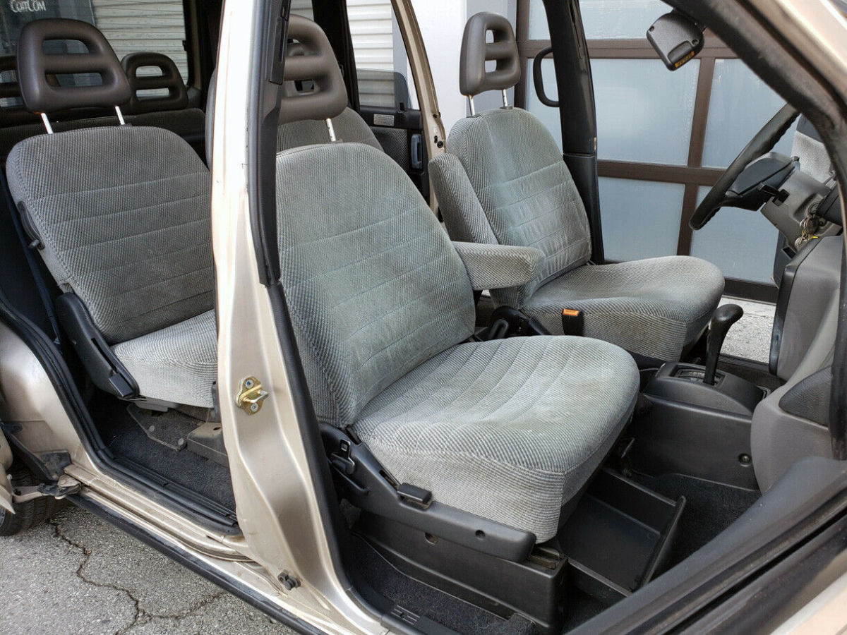 1990 Nissan Axxess - photo 13