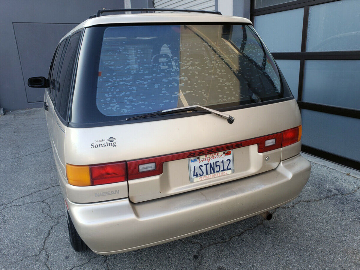 1990 Nissan Axxess - photo 8