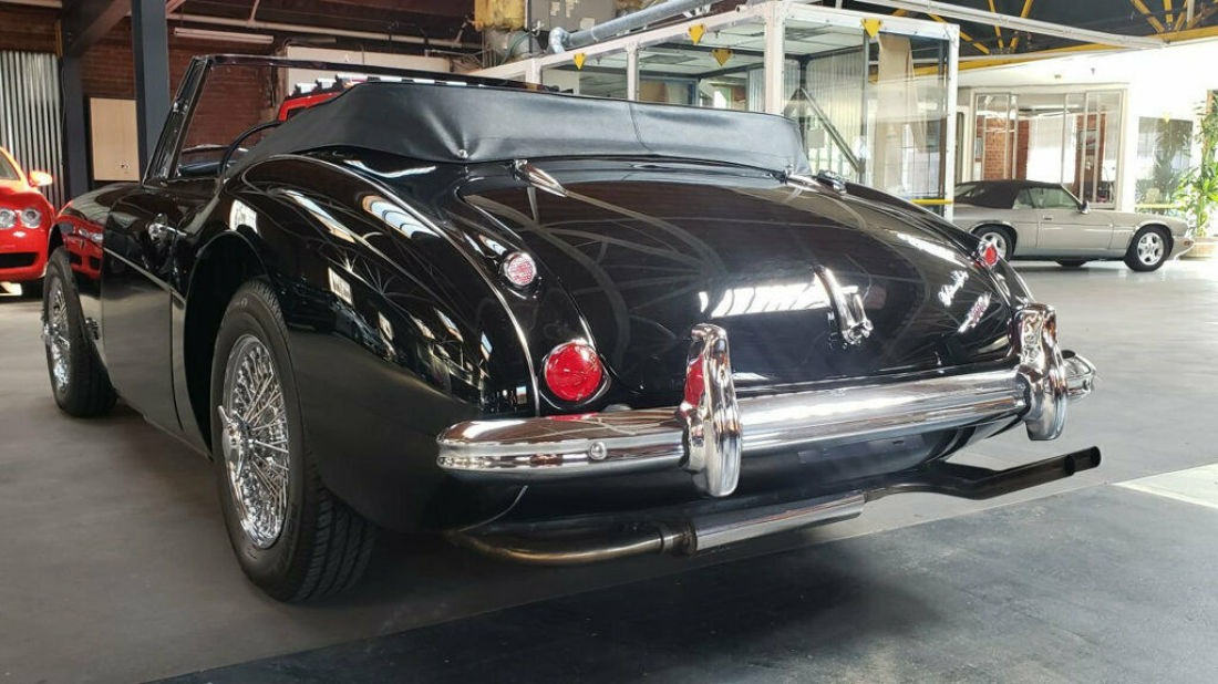 1964 Austin Healey 3000 AUSTIN-HEALEY 3000 MK III BJ8 PHASE II - photo 4