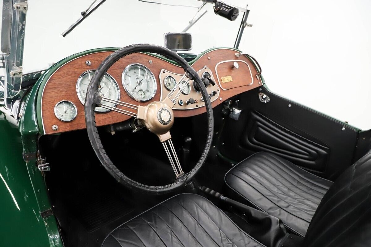 1951 MG T-Series - photo 2