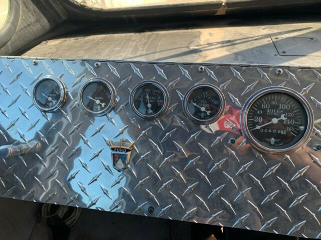 1961 Chevrolet Grumman-Olson Kurb-Side Step Van Bread Truck - photo 12