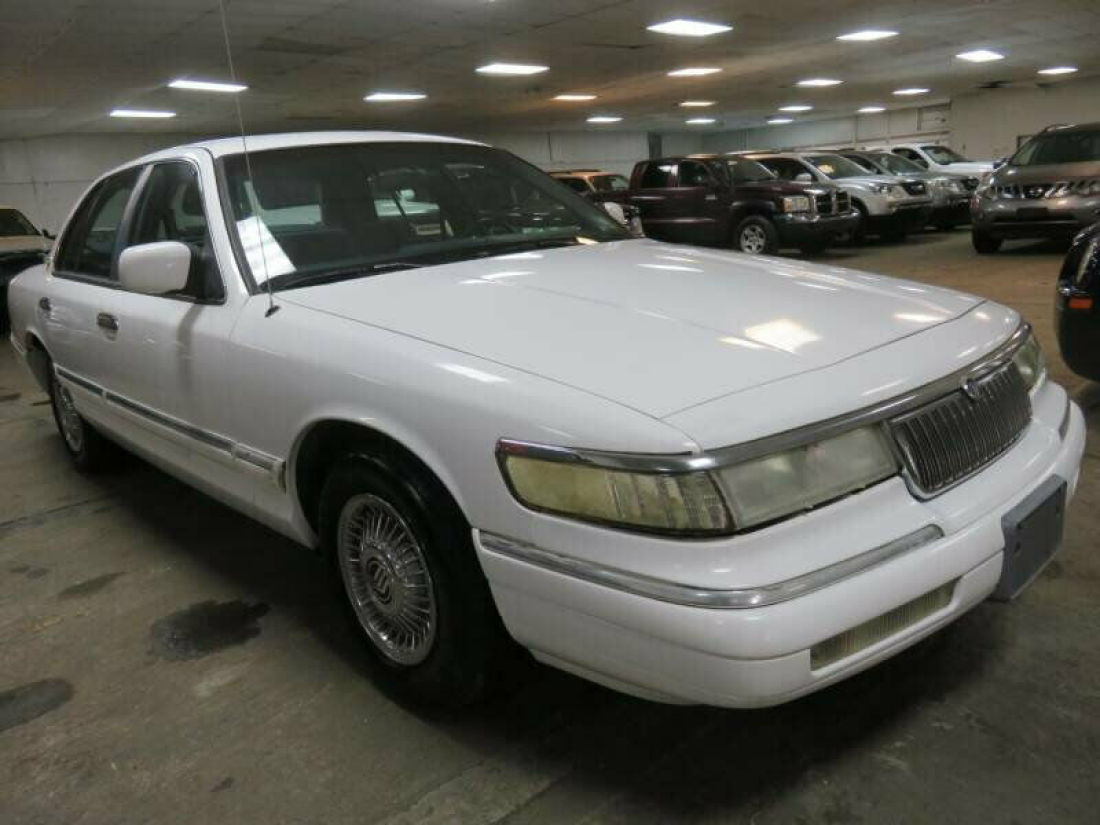 1994 Mercury Grand Marquis GS / 4.6L V8 / ONLY102K - photo 4