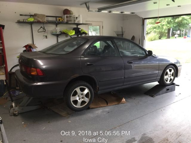 GS-R, VTEC Engine, Manual Transmission, Original Paint Job, GSR. 1994 Acura Integra 4-door sedan