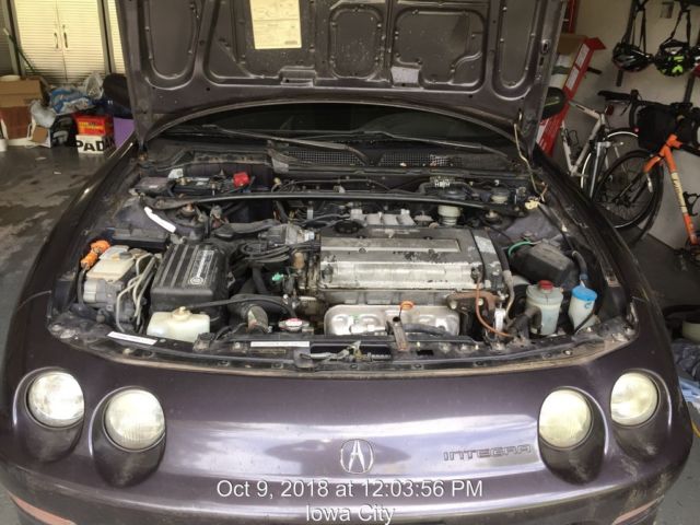 1994 Acura Integra 4-door sedan - photo 5