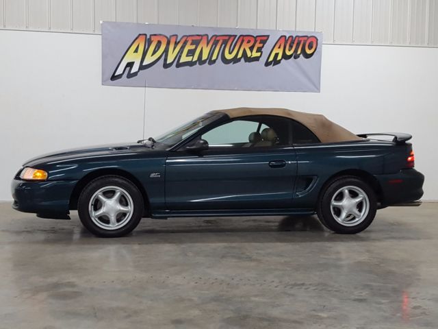 1994 Ford Mustang GT LOW MILES ONE OWNER FIVE SPD 5.0 SOUTHERN CAR - photo 5