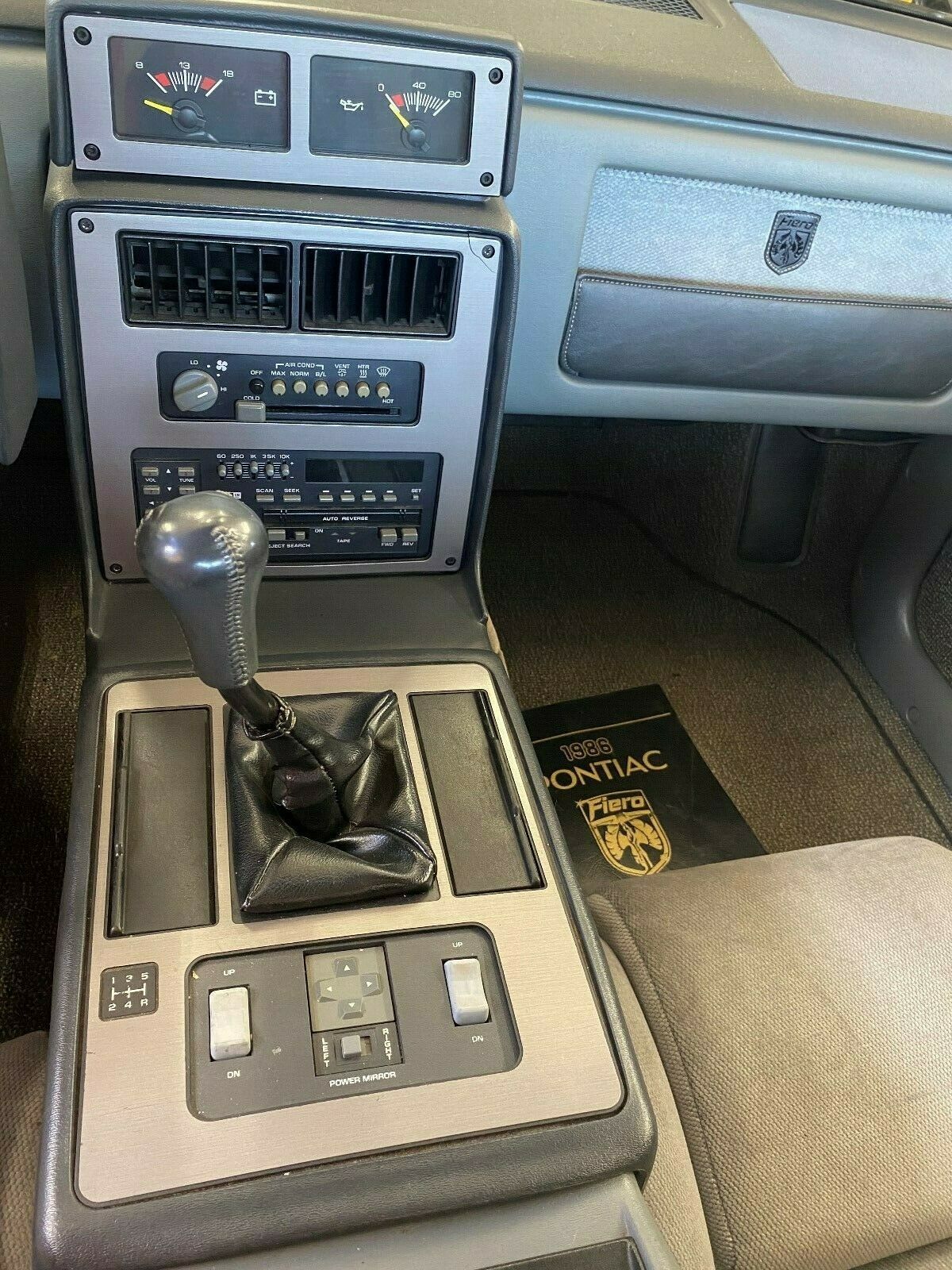 1986 Pontiac Fiero GT - photo 9
