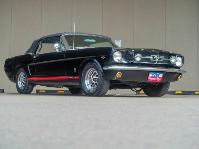 1965 Ford Mustang GT Triple Black - Pony Interior - A/C - photo 3