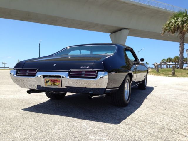 1969 Pontiac GTO Coupe 2 Door - photo 2