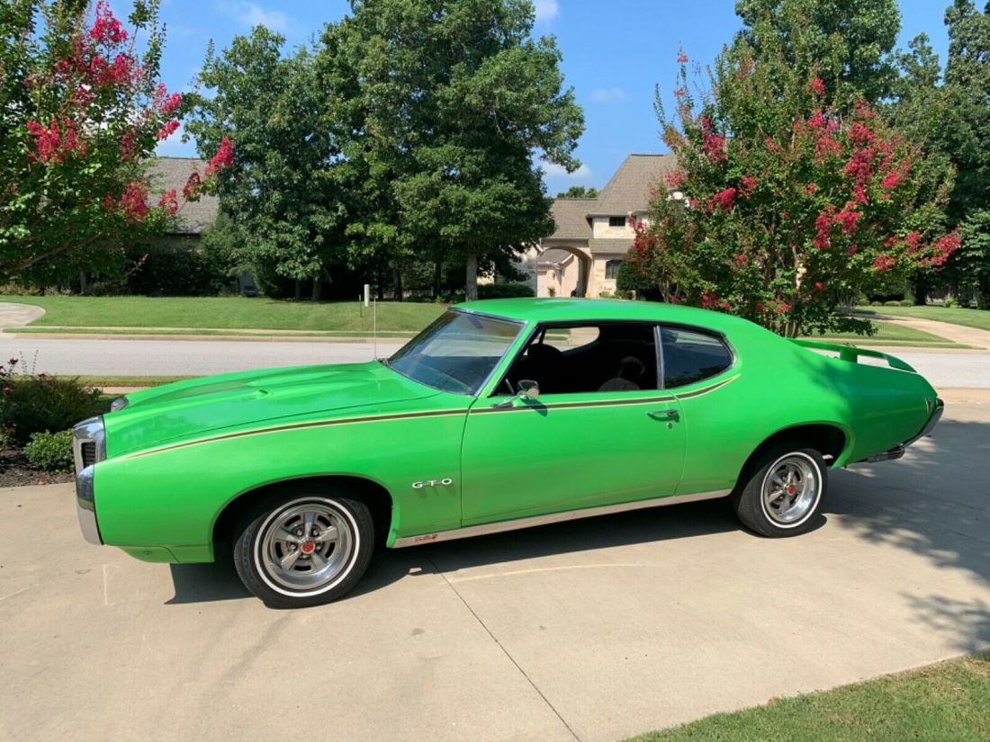 GTO TRIBUTE IN AWESOME MOPAR SUBLIME GREEN / ONE OF ONE READY TO ENJOY 1969 Pontiac Tempest 2 door