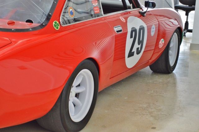 1969 Alfa Romeo GTV SHOW CAR / RACE IT OR DRIVE - photo 9