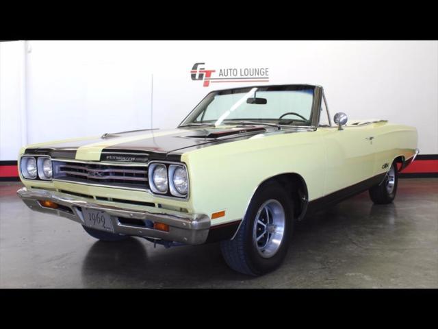 GTX 440 4-Speed Convertible Super Track Pack Dana Hemi 426 Road Runner Mopar 340 1969 Plymouth GTX