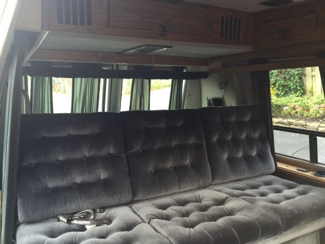 1994 Chevrolet Express Handicap Van & Wheelchair - photo 11