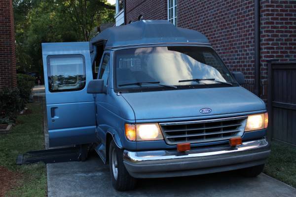 1992 Ford E-Series Van - photo 2